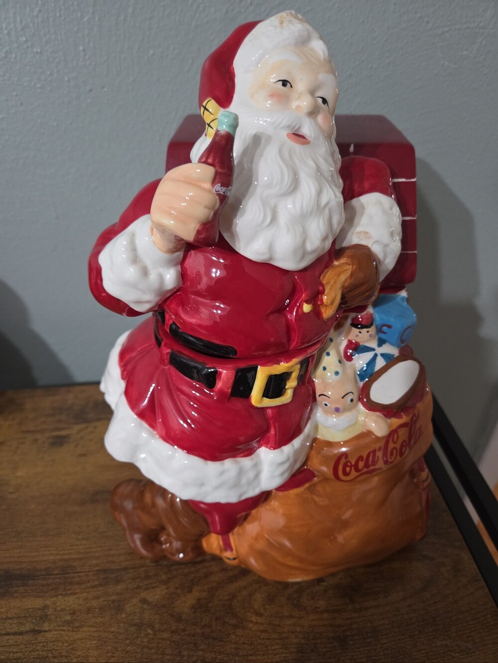 Vintage 2005 Gibson Coca Cola Santa Claus Cookie Jar.